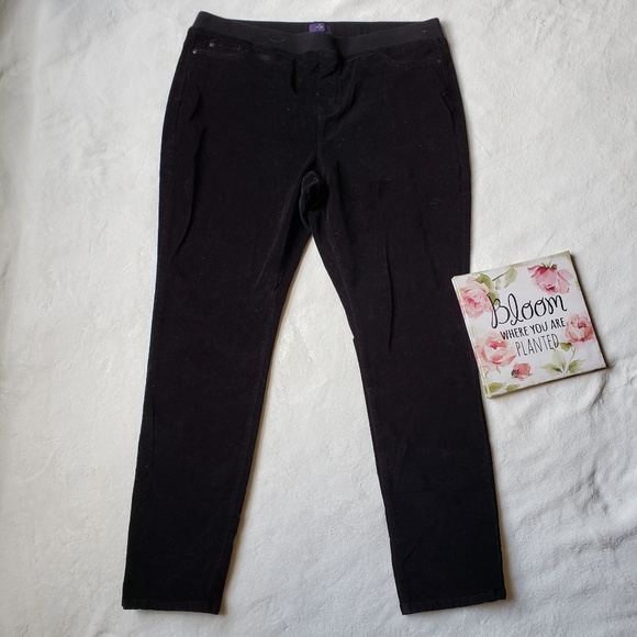 NYDJ Pants - NYDJ black crushed velvet 5 pocket legging ZE